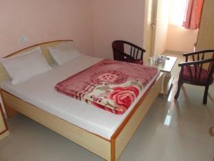 Hôtel Tarun à Jaipur Extérieur photo